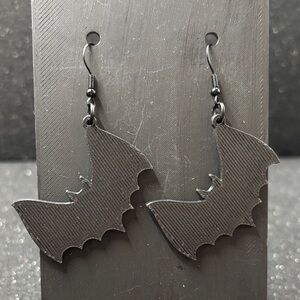 Black Bat Earrings 🦇🖤